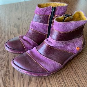 Art Company Zip Up Ankle Boots